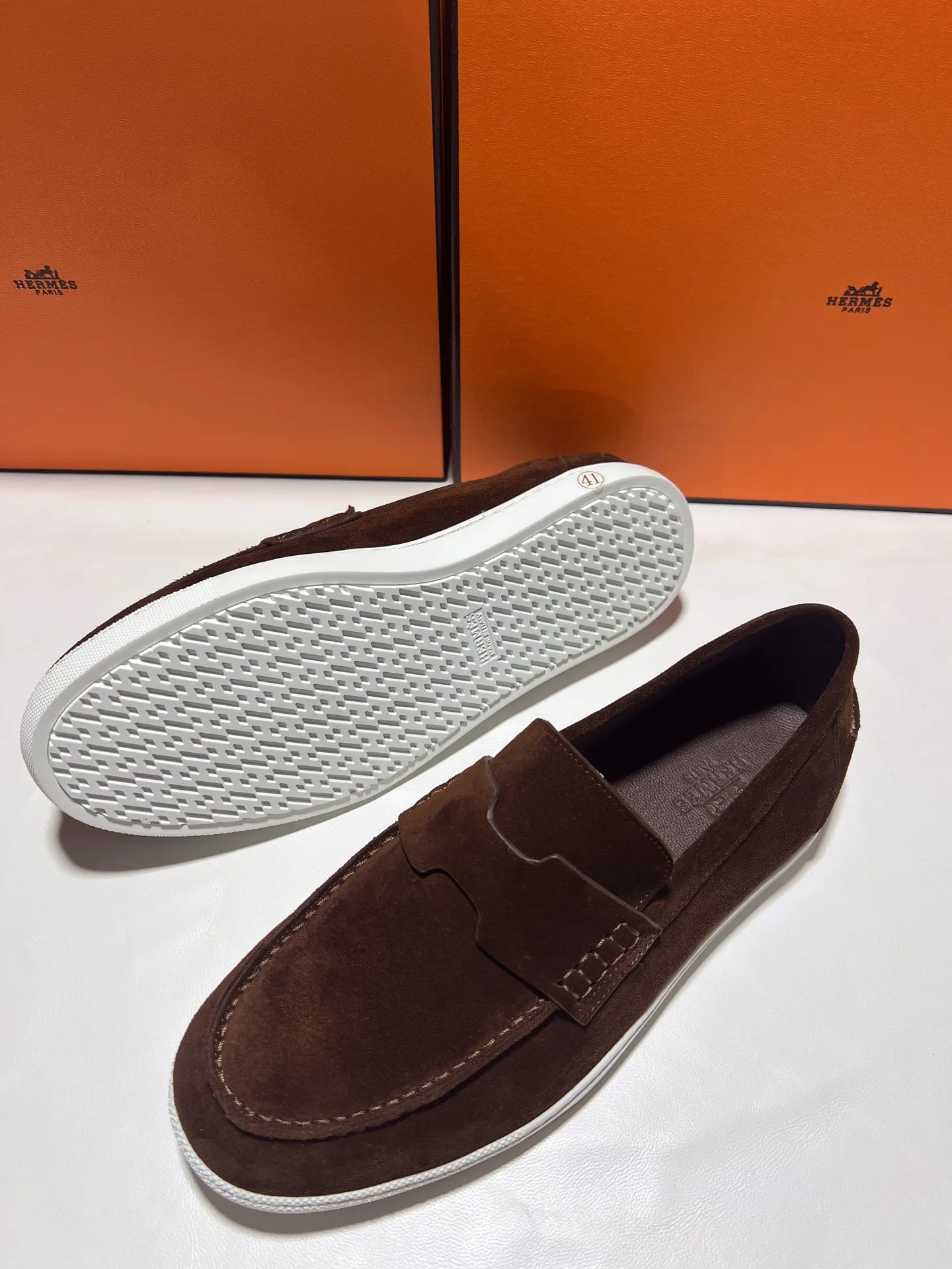 👟👟Ex-factory price 540👟👟 ♥2025 HERMES The latest hot model, the official website is developed simultaneously, original quality Size: Women's size 36/46